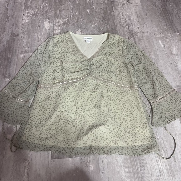 Motherhood M Green Cami Lined Maternity Blouse Back Tie Sheer Lacy  Bag7 - Picture 1 of 7